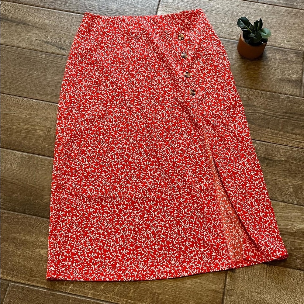 Shein small below knee skirt, with slit.